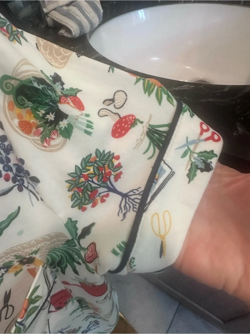 Kate Spade In the Garden Pajama Top Sz M Garden Print Button Front Short Sleeve